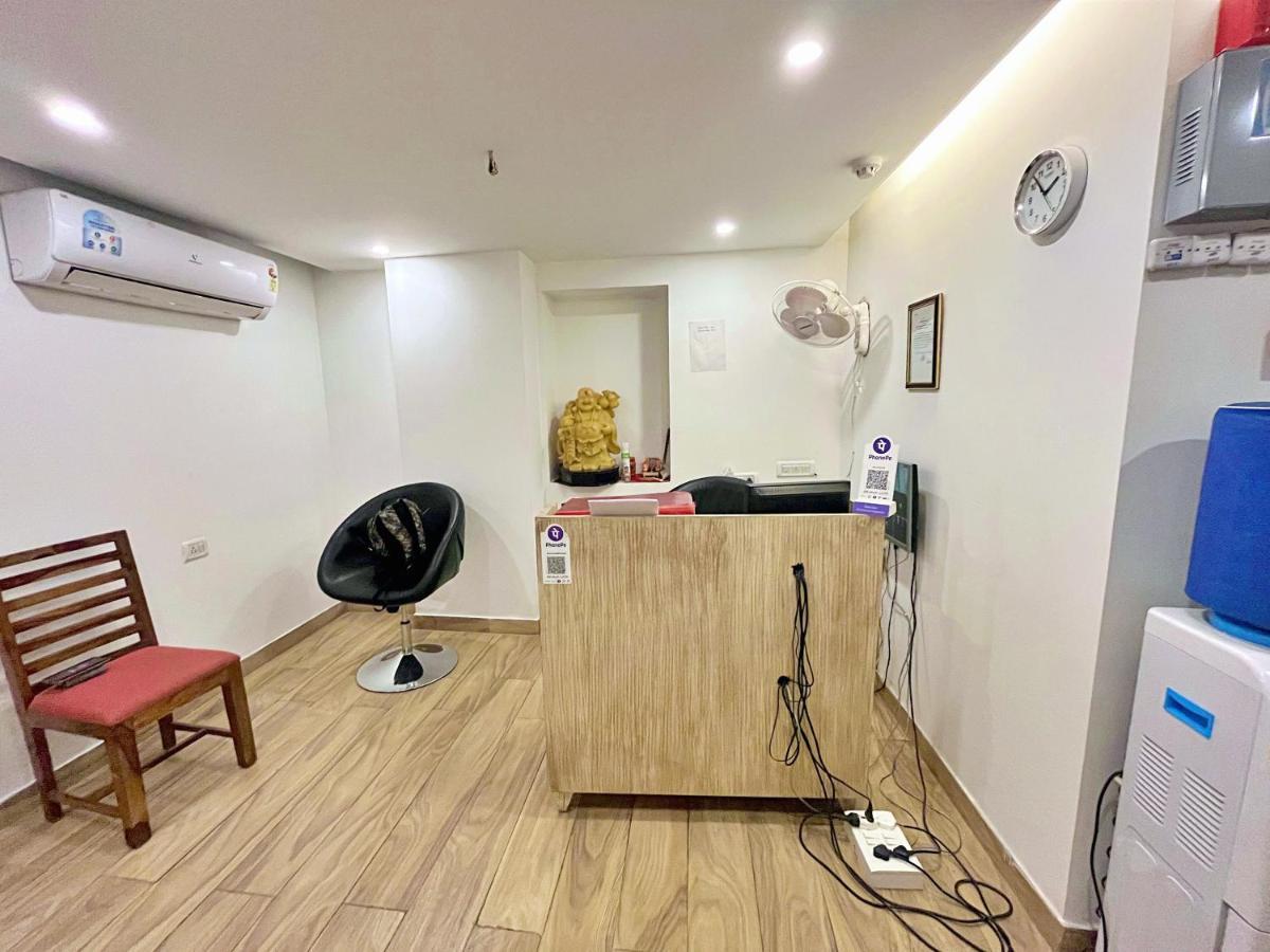 Red Rose - With Kitchenette Homestay *