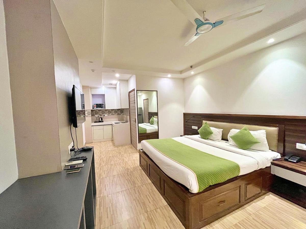 Red Rose - With Kitchenette New Delhi