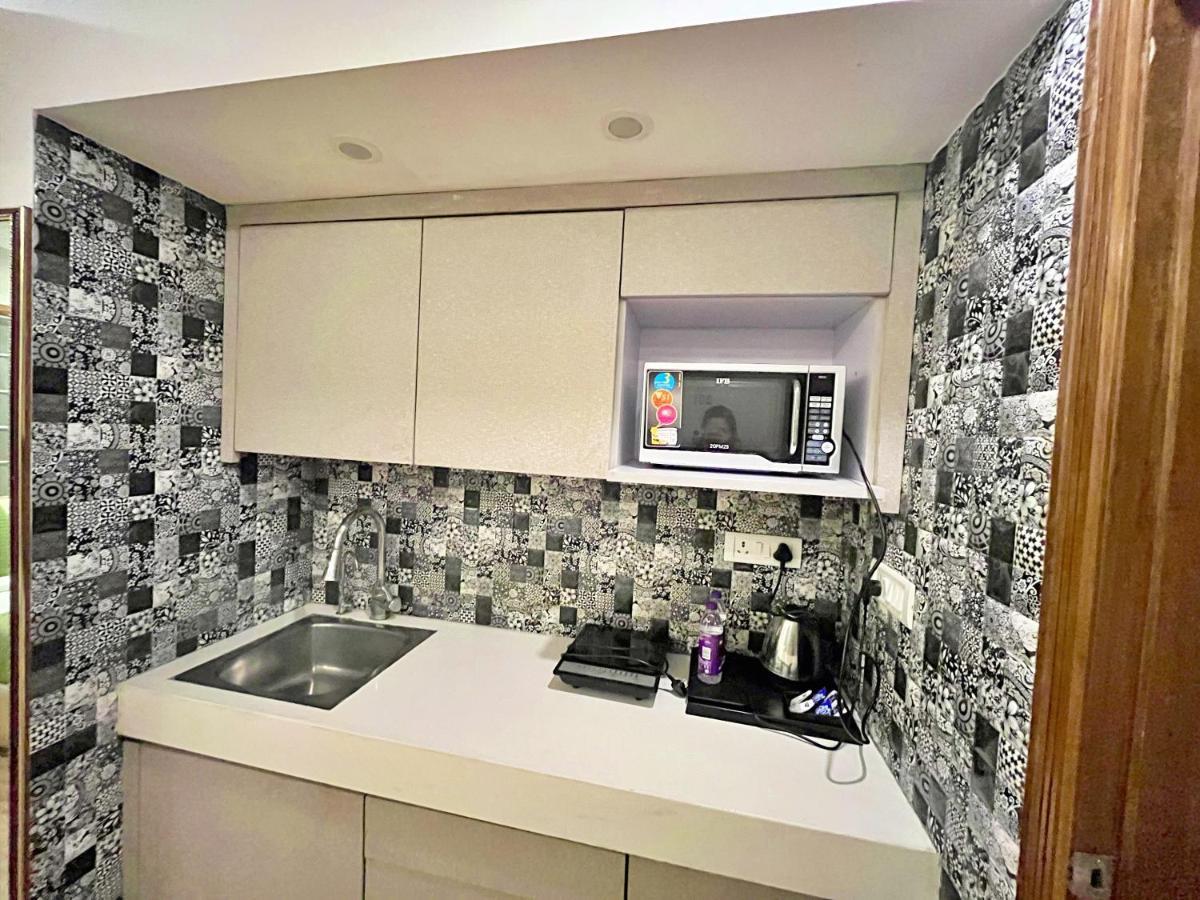 Red Rose - With Kitchenette New Delhi